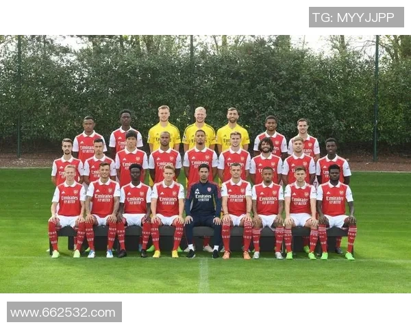 女王巡游与利兹联的激烈对决揭示英超赛季新篇章 女王巡游与利兹联的激烈对决揭示英超赛季新篇章