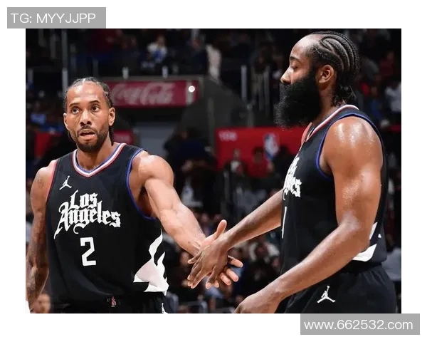 火箭与快船精彩对决全场回放重温比赛高潮与精彩瞬间 火箭与快船精彩对决全场回放重温比赛高潮与精彩瞬间