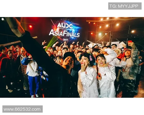 重庆街舞队战术解析：从团队协作到个人风格的完美结合