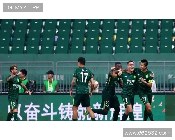 首尔与北京国安激战正酣赛果揭晓引发球迷热议 首尔与北京国安激战正酣赛果揭晓引发球迷热议