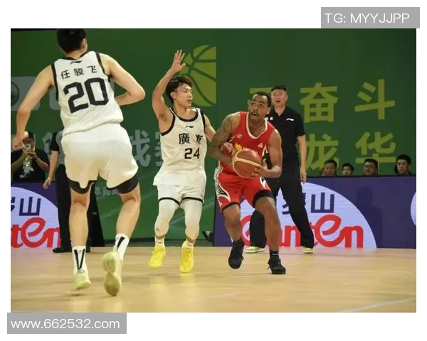 任骏飞领衔新赛季篮球盛宴展现个人魅力与团队精神的完美结合